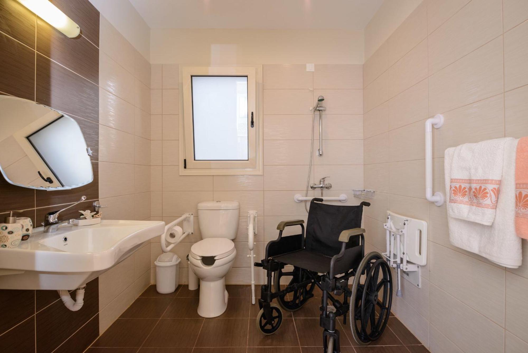 Aksos Suites Accessible Accommodation Agia  ห้อง รูปภาพ