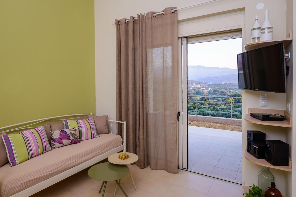 Aksos Suites Accessible Accommodation Agia  ห้อง รูปภาพ